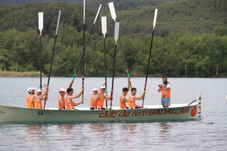 Els veterans del CN Badalona mantenen el primer lloc a Flix i el Rem Badalona continua segon en categoria absoluta