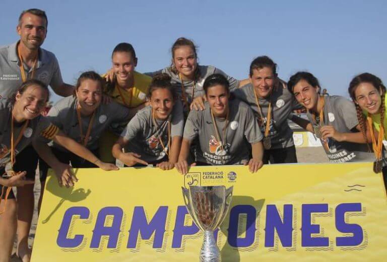 El Seagull també mana en futbol platja: Pascu queda campiona de Catalunya i Carla Morera cinquena a l’Eurocopa