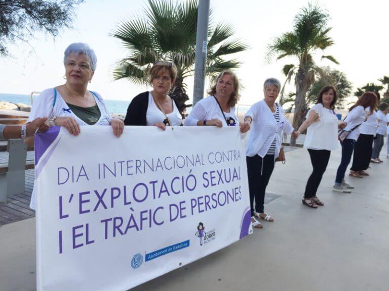 Badalona diu no a l’explotació sexual i el tràfic de persones