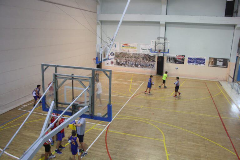 Els clubs de Casagemes i Badalona Sud veuen afectada la seva activitat pels talls d’aigua