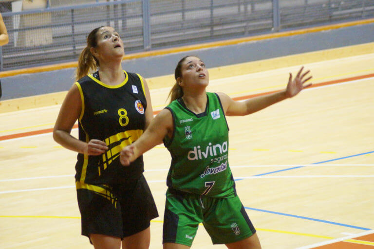 El segon quart derrota el Joventut; la Minguella fa un miracle