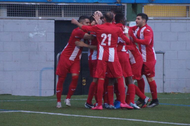 La ‘Llefi’ ressorgeix i salva una jornada badalonina agre