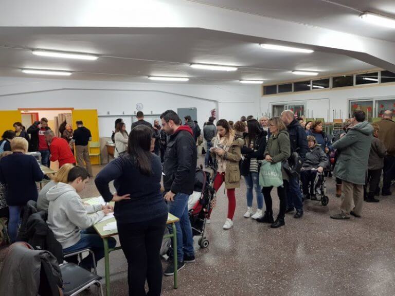 El bloc constitucionalista supera per quasi 30.000 vots les forces sobiranistes