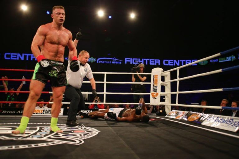 Artur Kyshenko es converteix en el campió del ‘Rumble of the Kings’ de Suècia