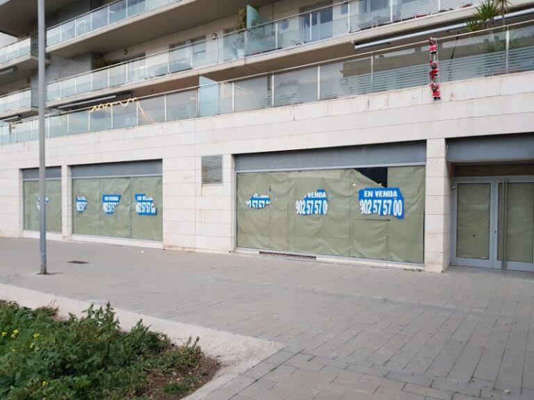 Els veïns de la Mora s’oposen a l’obertura d’un segon club de cànnabis al mateix carrer
