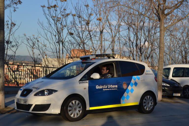 La Guàrdia Urbana recupera el cotxe de les foto-multes d’aparcament