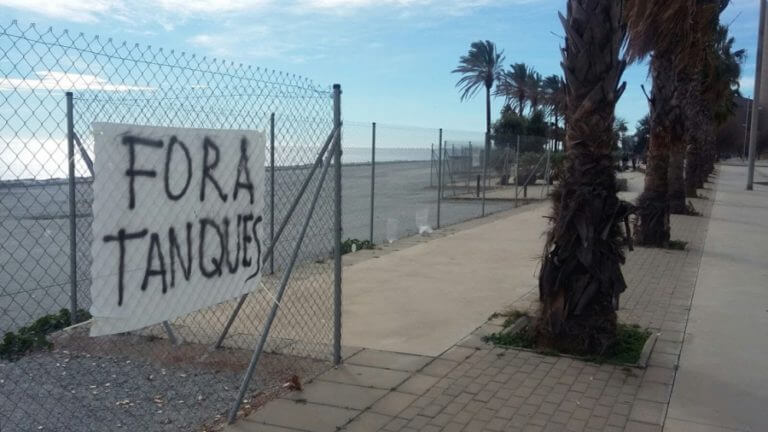 Tancat el passeig marítim de la Mora per contaminació d’arsènic i metalls pesants