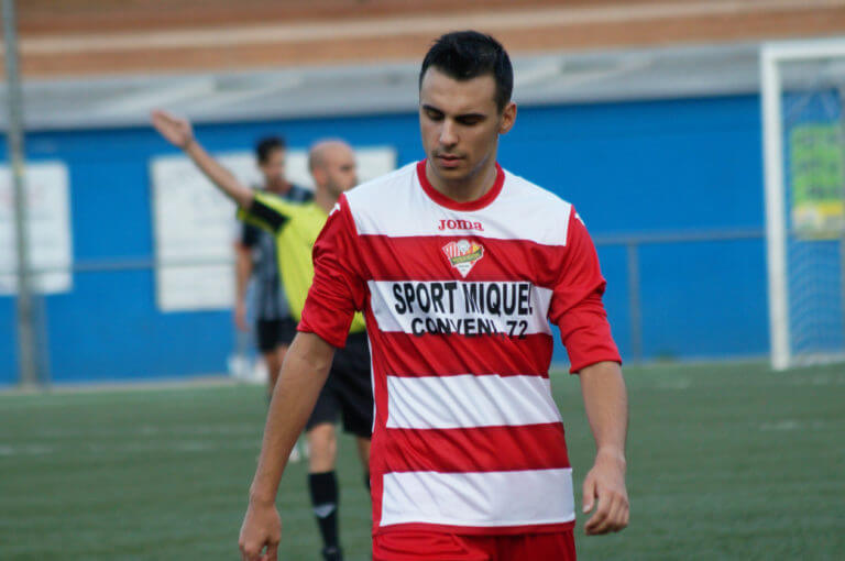 Debut de lliga agredolç al futbolcat badaloní