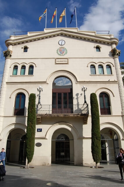 L’interventor considera “atípic” que l’Ajuntament acumuli un remanent “excessiu” de 344 milions d’euros