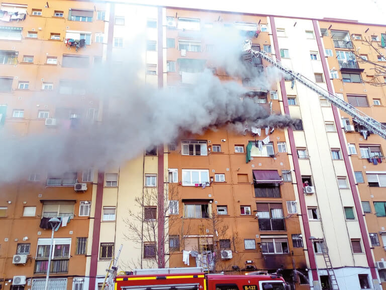 La tragèdia a Sant Roc posa al descobert el perillós estat  dels edificis no rehabilitats