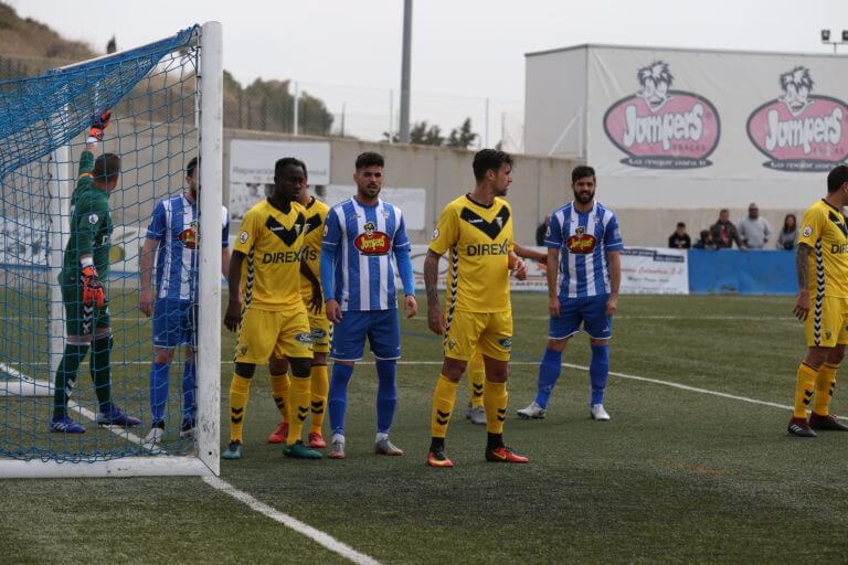 Bon empat del Badalona al camp de l’Ejea (0-0)