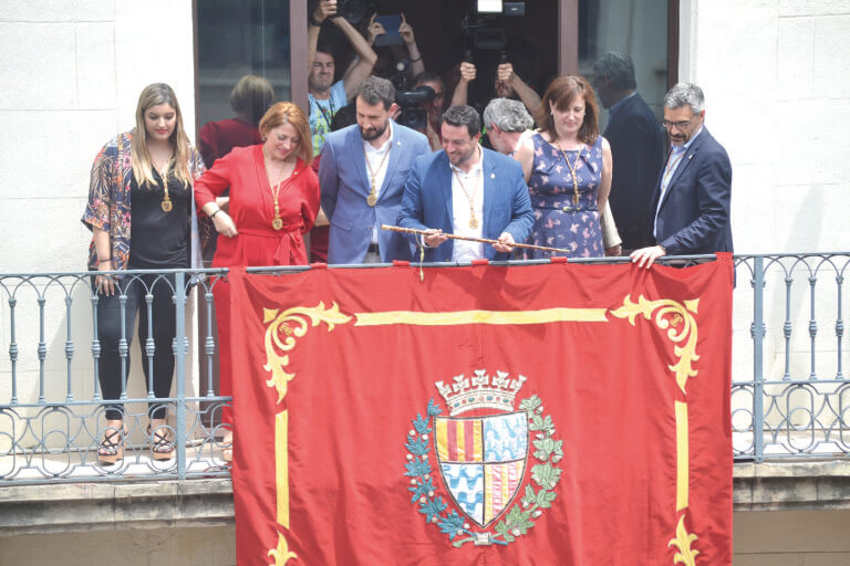Dolors Sabater cedeix i investeix a Álex Pastor per evitar que Xavier Garcia Albiol sigui alcalde