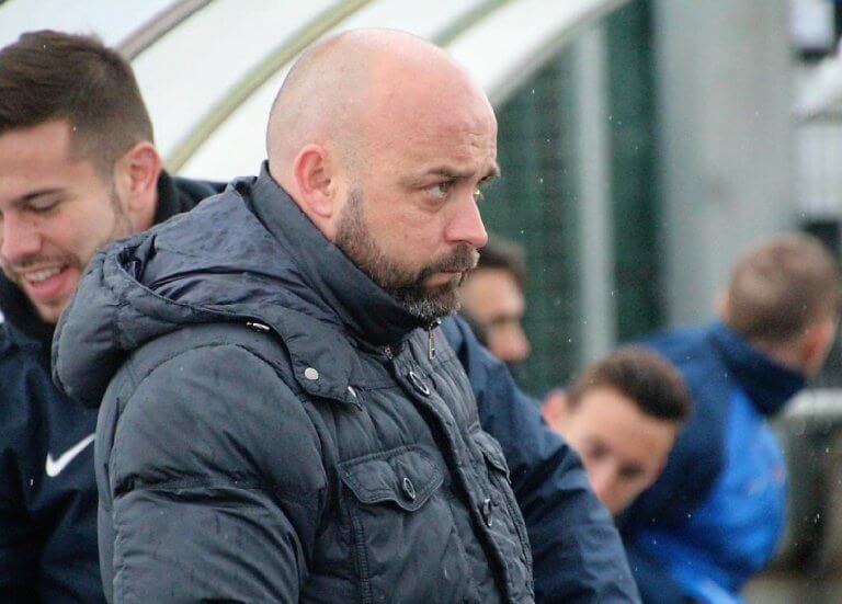 Pons destituït i Manolo González torna al Badalona