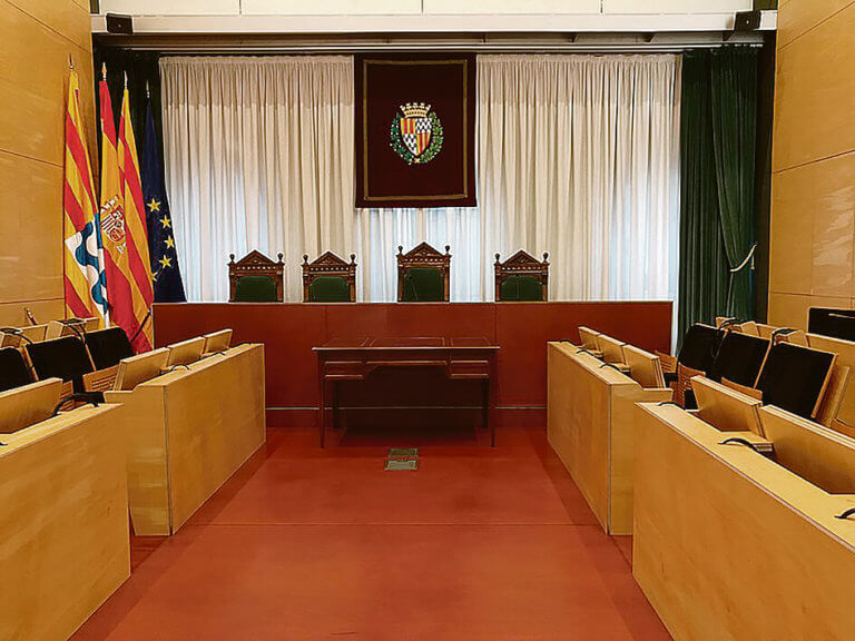 El pressupost d’inversions s’aprova definitivament amb els vots del Govern i del PSC