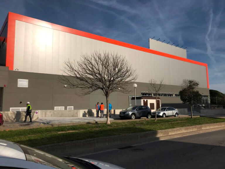Bricomart contracta 122 persones per al nou centre que obrirà a Montigalà