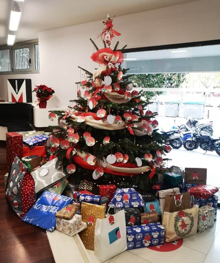 La badalonina Menarini participa a la campanya “Una sonrisa por Navidad”