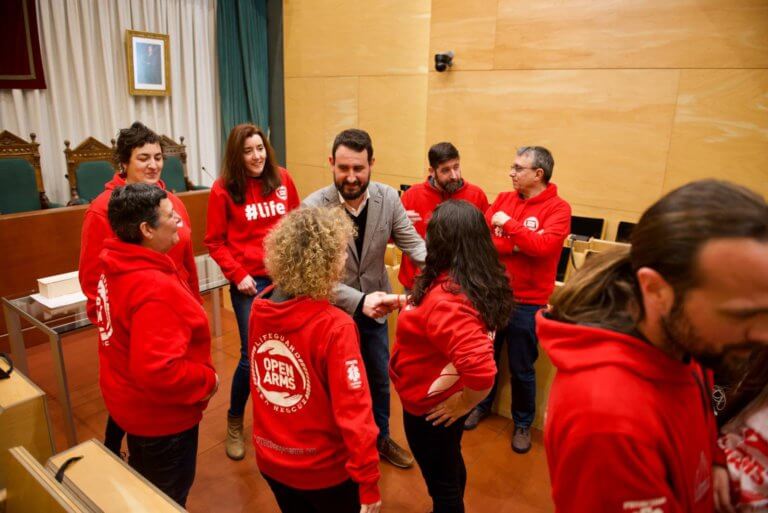 L’Ajuntament reconeix la feina humanitària d’Open Arms