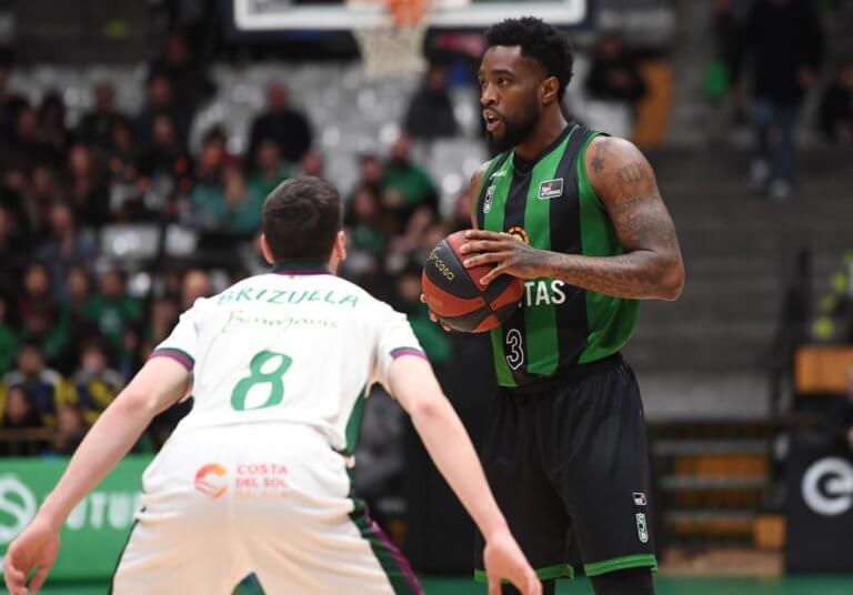 La Penya no pot repetir triomf contra l’Unicaja (82-97)