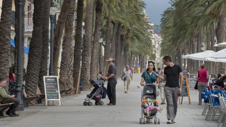 Els bars donaran menjar per emportar el 4 de maig i obriran les terrasses al 30% una setmana després