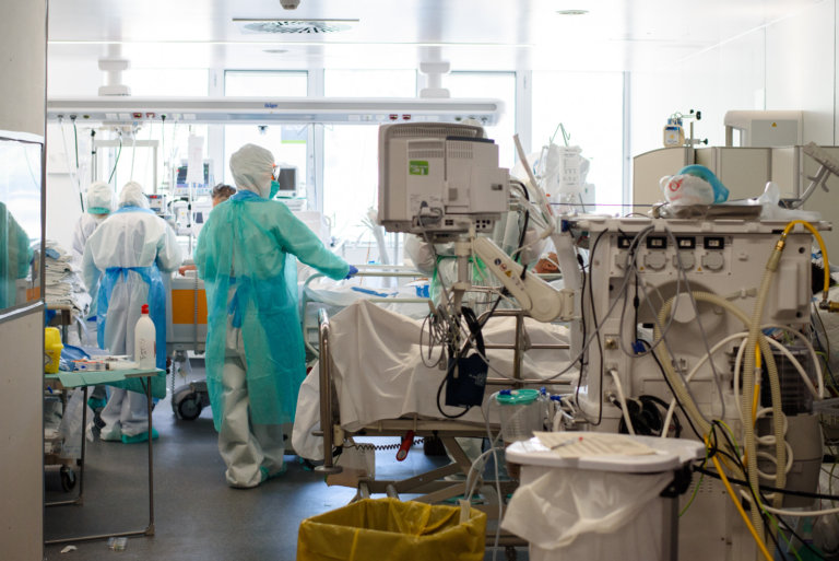 L’antiviral Remdesivir és eficaç contra la Covid-19, segons l’estudi coordinat a Espanya per Can Ruti