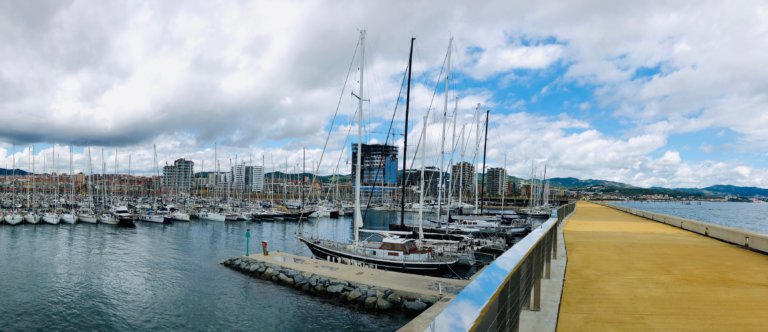 Es reobre la connexió directa entre el passeig marítim i el passeig del dic de recer