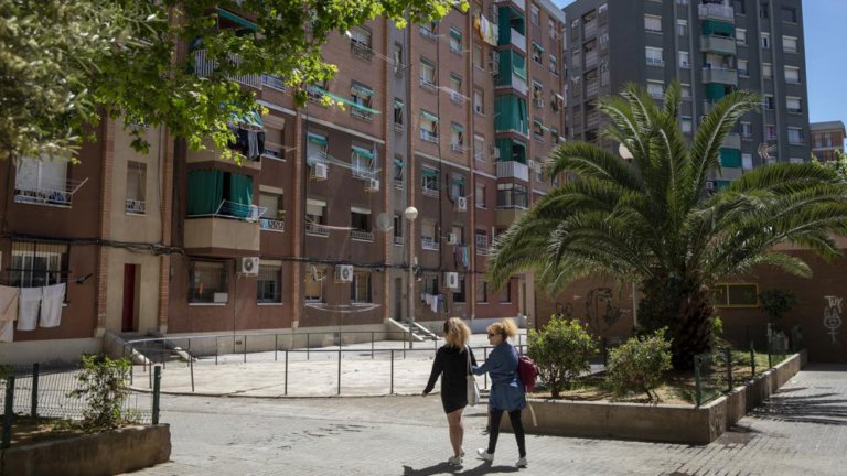 La Sareb cedeix a Badalona 256 pisos de lloguer social