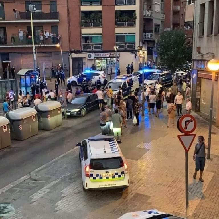Un apunyalat a la Salut en una baralla entre bandes rivals