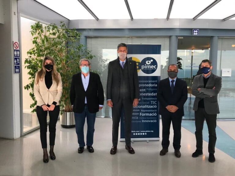 Subvencions de mil euros mensuals per a empreses que contractin badalonins/es