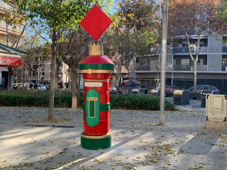 Els nens i les nenes de Badalona ja disposen de sis bústies reials