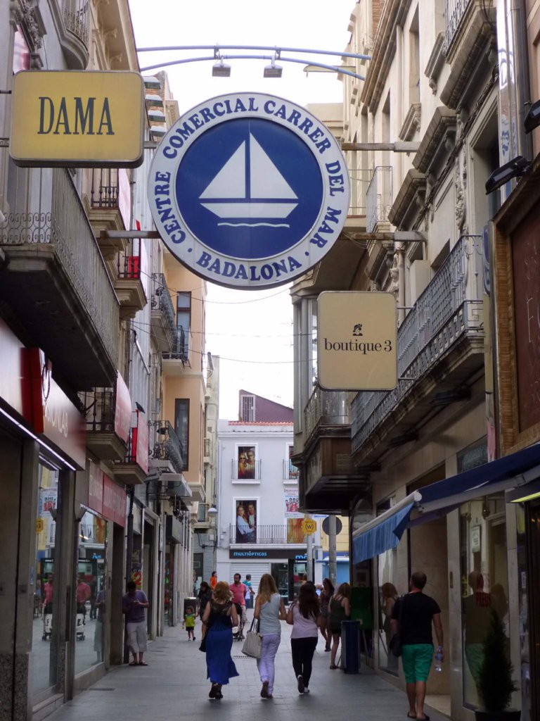 Els comerciants de Badalona volen fer dels divendres un altre dissabte
