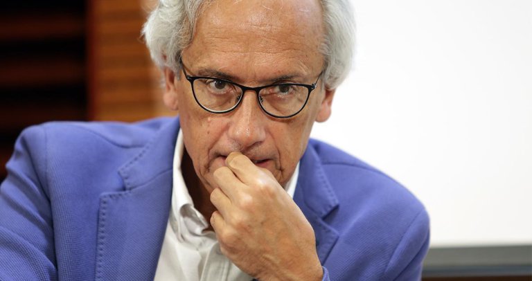 Clotet preveu que les mascaretes seran necessàries fins a 2022 “amb sort”