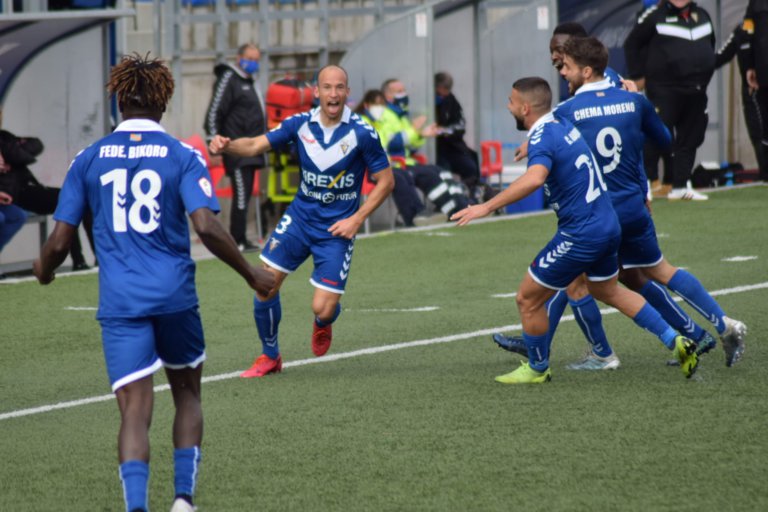 El Badalona es retroba amb la victòria a l’Estadi i s’oxigena (1-0)