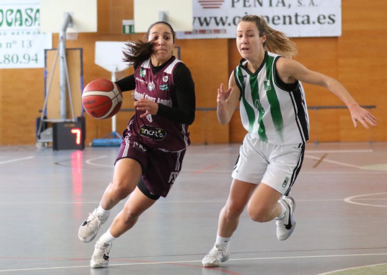 El Joventut femení cau al derbi contra un Sant Adrià molt més endollat (75-50)
