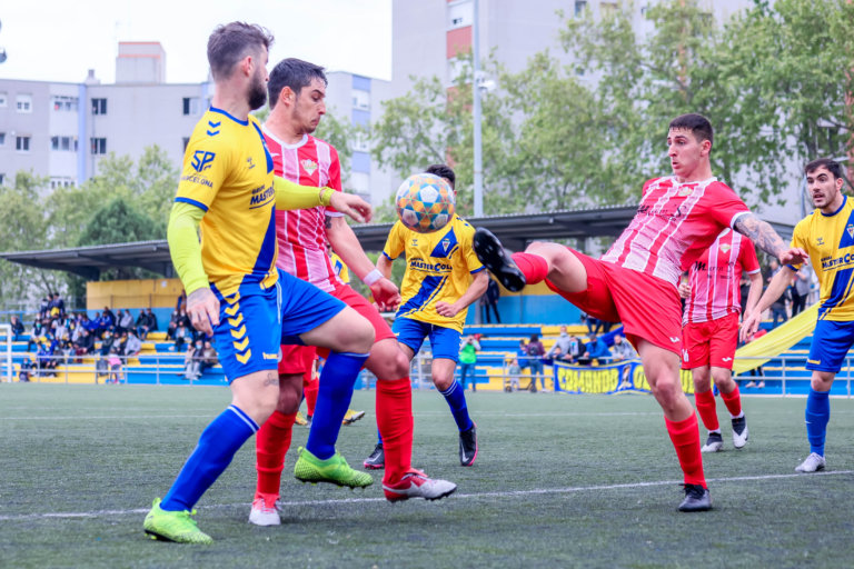 L’ambició de la Llefià no té sostre i ja lidera la Primera Catalana (1-2)