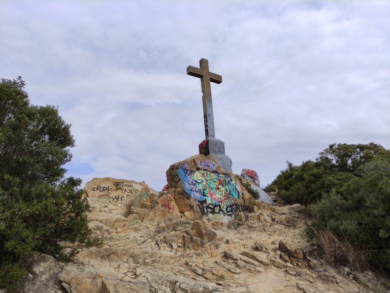 Creu de Montigalà: El deteriorament d’un dels símbols de la ciutat
