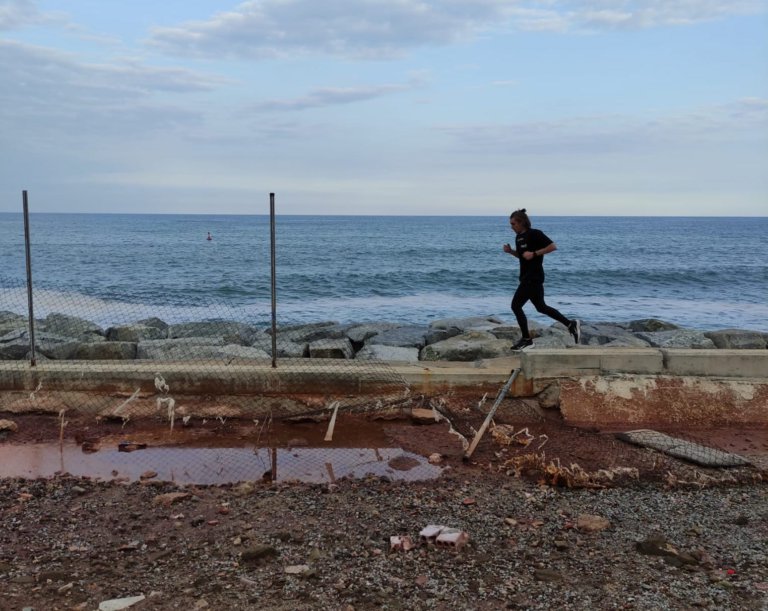 La Mora: un barri marcat per la contaminació