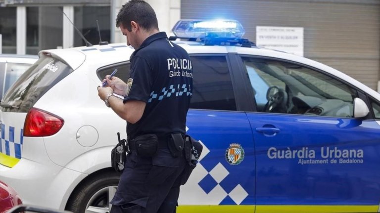 Set homes detinguts per un pressumpte delicte d’agressió sexual a una dona