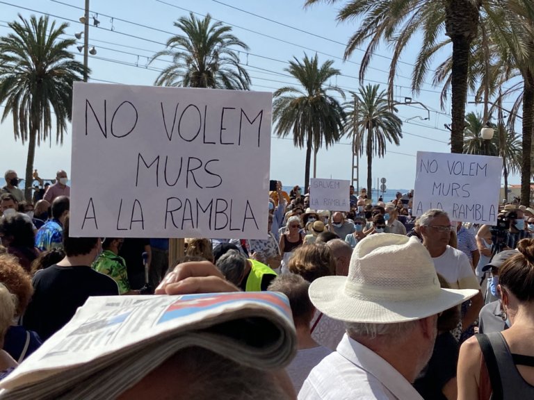 Badalona i ADIF acorden explorar vies menys invasives que les tanques