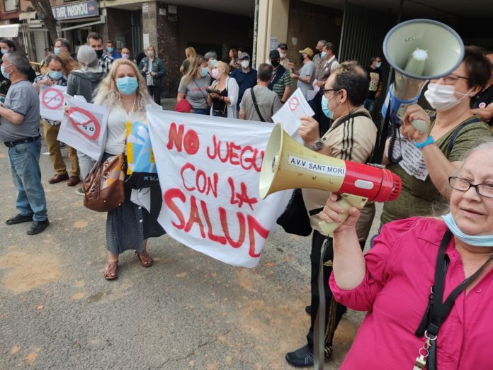 La lluita veïnal de Llefià vol canviar la legislació del joc a Catalunya