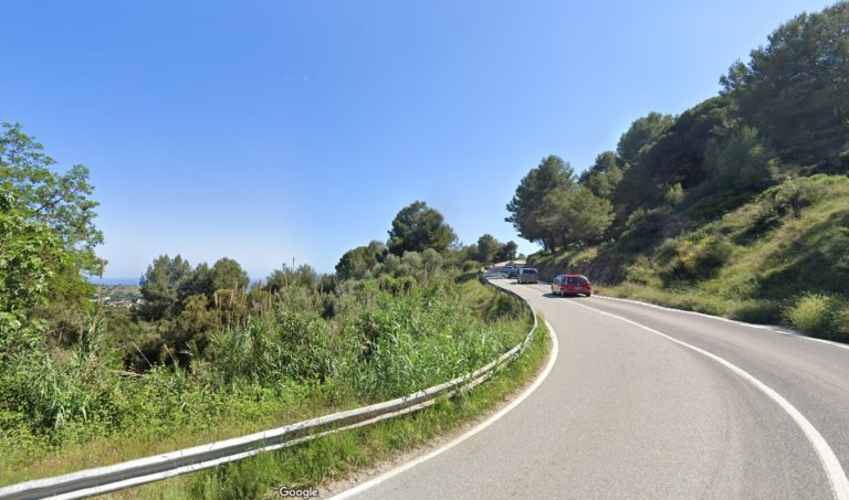 Badalona té la primera carretera d’Europa feta amb plàstic