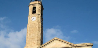 Roben l’almoina i la ràdio per emetre la missa a l’església de Santa Maria Els lladres es van endur l’equip emissor que permet retransmetre l’eucaristia dominical