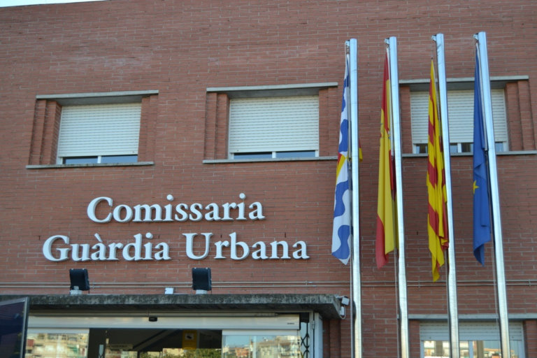A 50 agents de la Guàrdia Urbana els deuen el sou de les eleccions del 14 de febrer