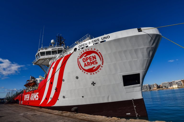 Així és l’Open Arms Uno, l’imponent nou vaixell de rescat d’Open Arms