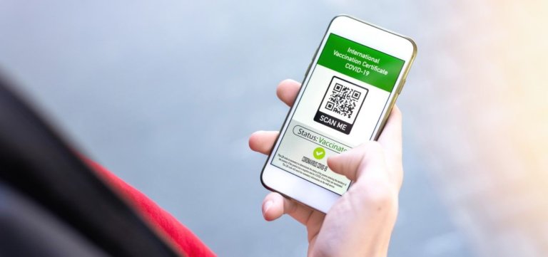 Catalunya vol exigir passaport Covid a restaurants, gimnasos i residències