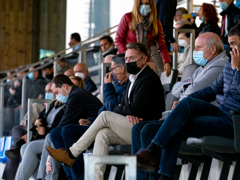Els abonats i externs al CF Badalona ja poden formar part de la SAE