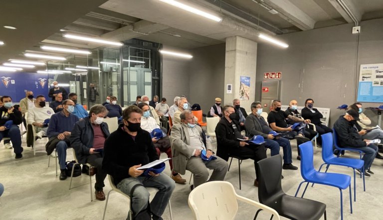 El CF Badalona ja és Societat Anònima Esportiva (SAE)