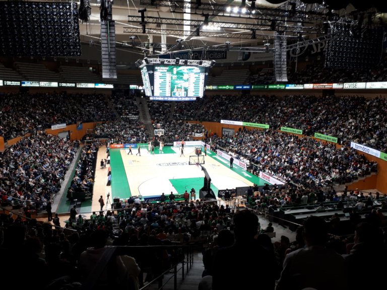 Els 8.000 contra el Madrid, entre les millors assistències a l’Olímpic de la darrera dècada