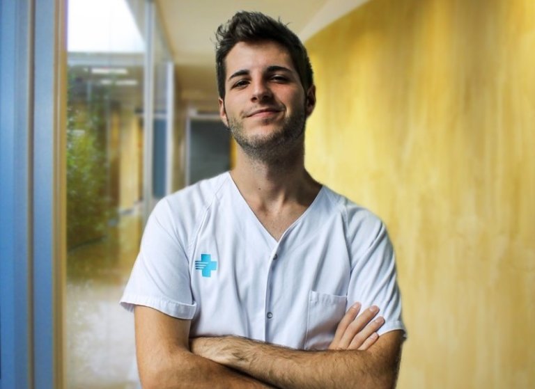 Carlos Blasco, l’infermer d’UCI que compon música per la Casa de Papel