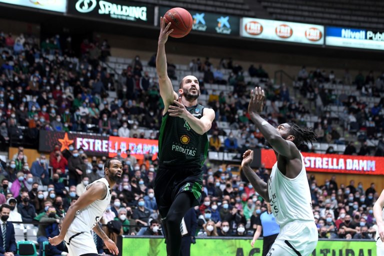 ‘Party’ del Joventut a l’Olímpic per liderar Europa (92-84)