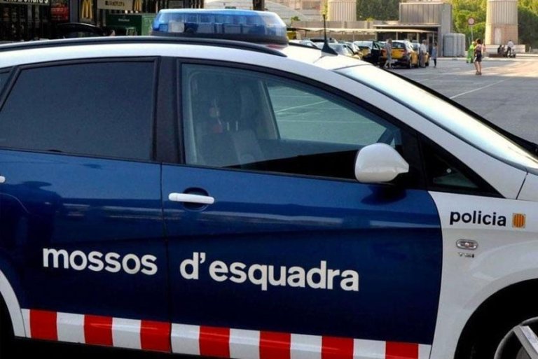 Els Mossos descarten indicis de criminalitat en la persona trobada morta